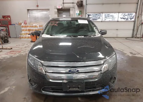 2010 Ford Fusion Se z USA, uszkodzony, nr VIN 3FAHP0HA3AR419916